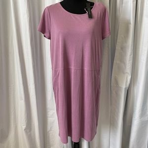 Tahari t-shirt dress. NWT size M. Beautiful lavender color.